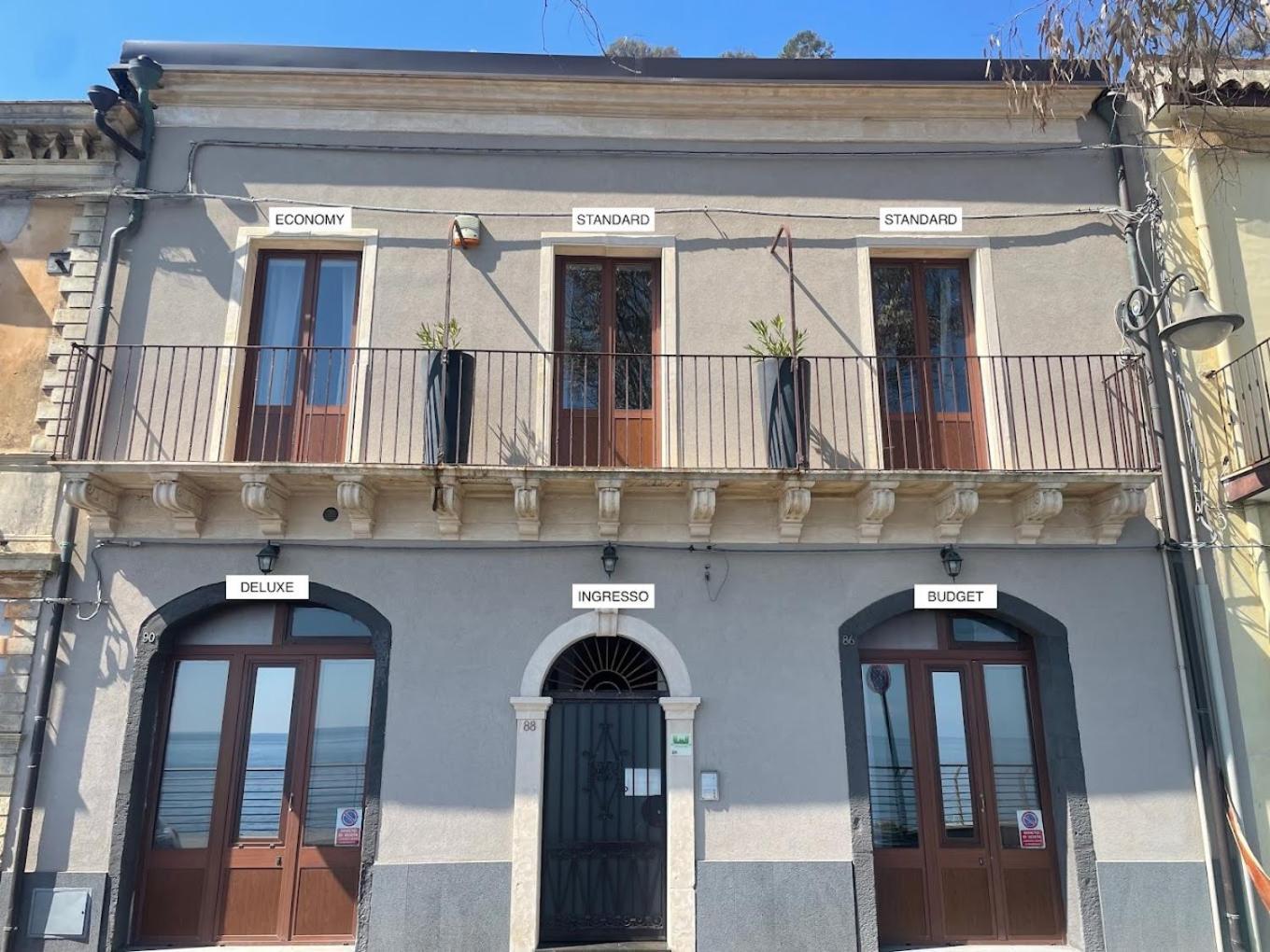 Casa Scala Hotel Acireale Eksteriør billede