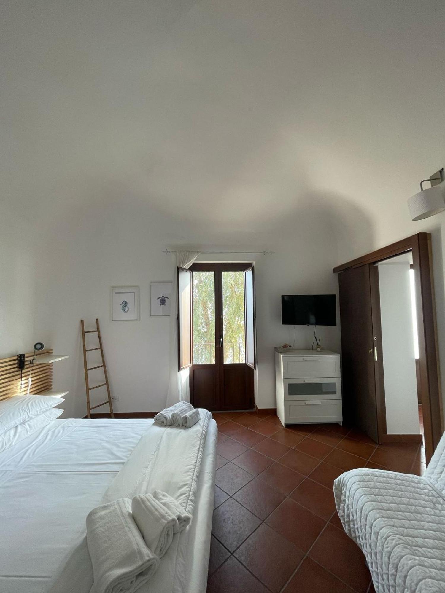 Casa Scala Hotel Acireale Eksteriør billede